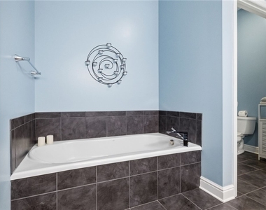 941 Penn Avenue - Photo Thumbnail 22