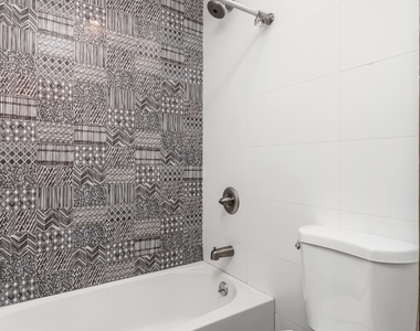 758 Willoughby Avenue - Photo Thumbnail 7