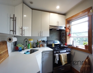 758 Willoughby Avenue - Photo Thumbnail 5