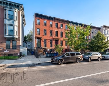 758 Willoughby Avenue - Photo Thumbnail 14