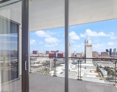 4381 W Flamingo Road - Photo Thumbnail 11