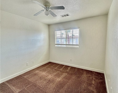 10232 Grecian Laurel Court - Photo Thumbnail 11