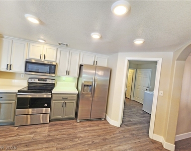 4591 Stoneham Street - Photo Thumbnail 17