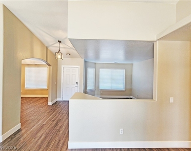 4591 Stoneham Street - Photo Thumbnail 5