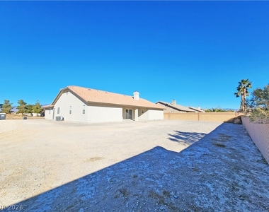 4591 Stoneham Street - Photo Thumbnail 41