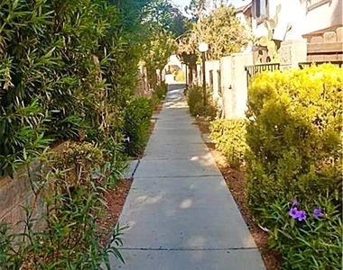 4338 Caliente Street - Photo Thumbnail 17