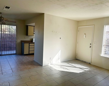 4338 Caliente Street - Photo Thumbnail 4