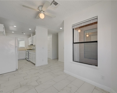 313 Crosswind Way - Photo Thumbnail 20