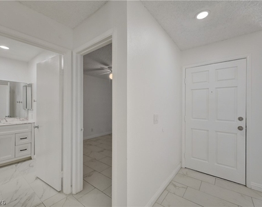 313 Crosswind Way - Photo Thumbnail 36