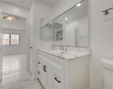 313 Crosswind Way - Photo Thumbnail 28