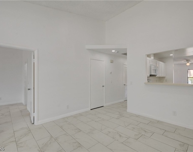 313 Crosswind Way - Photo Thumbnail 42