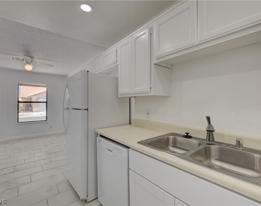 313 Crosswind Way - Photo Thumbnail 19