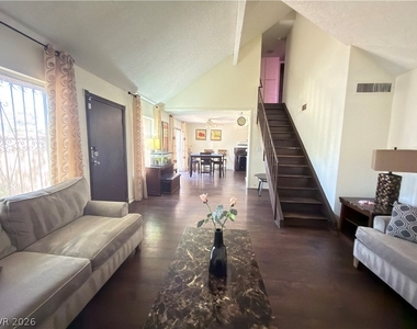 4509 Sirius Avenue - Photo Thumbnail 5