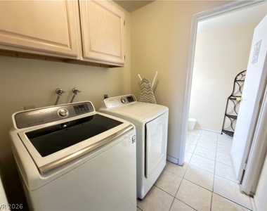 4509 Sirius Avenue - Photo Thumbnail 9