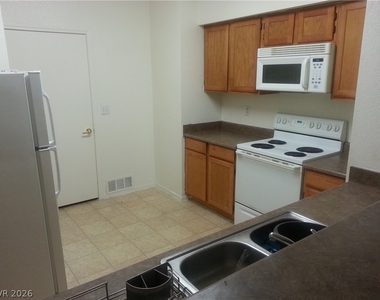 6650 W Warm Springs Road - Photo Thumbnail 3