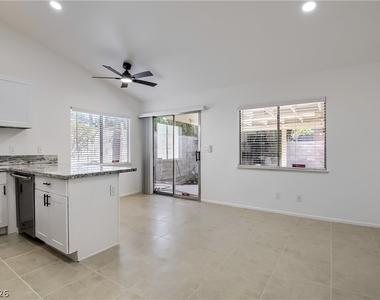 3216 Harbor Vista St - Photo Thumbnail 4