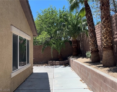 10922 Moonbeam Glow Lane - Photo Thumbnail 16