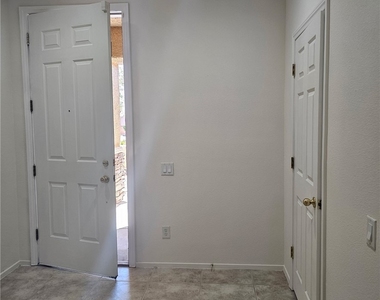 10922 Moonbeam Glow Lane - Photo Thumbnail 3