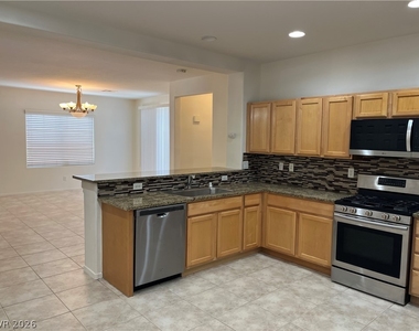 10922 Moonbeam Glow Lane - Photo Thumbnail 36