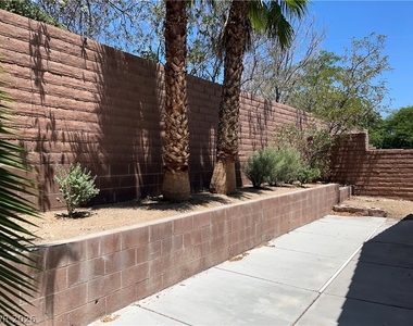 10922 Moonbeam Glow Lane - Photo Thumbnail 19