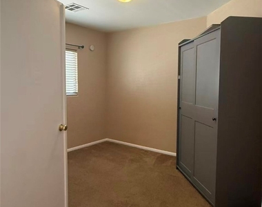3093 Cerone Court - Photo Thumbnail 7