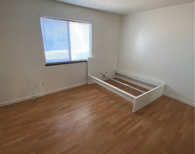 4706 Obannon Drive - Photo Thumbnail 14