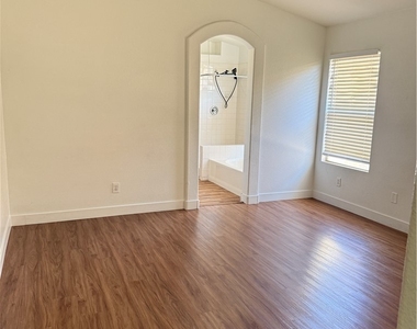 3144 Sierra Ridge Drive - Photo Thumbnail 16