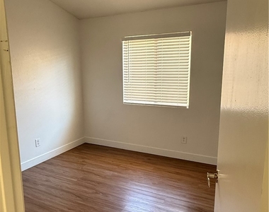 3144 Sierra Ridge Drive - Photo Thumbnail 10
