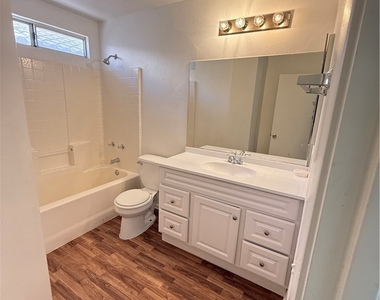 3144 Sierra Ridge Drive - Photo Thumbnail 9