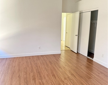3144 Sierra Ridge Drive - Photo Thumbnail 17