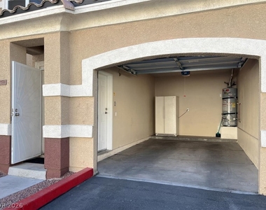 5855 Valley Drive - Photo Thumbnail 23
