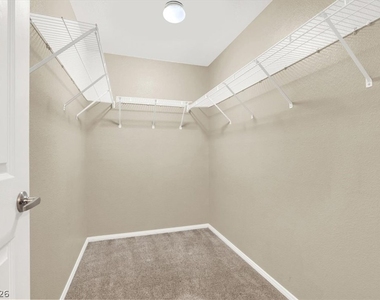 5855 Valley Drive - Photo Thumbnail 20