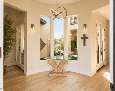 11392 Vernazza Court - Photo Thumbnail 3