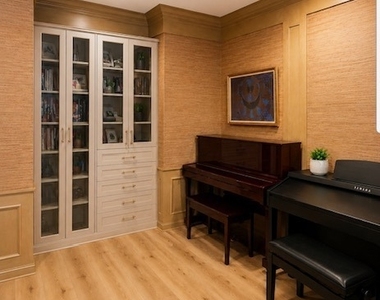 11392 Vernazza Court - Photo Thumbnail 9