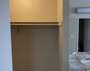 5188 Garden Lane - Photo Thumbnail 32