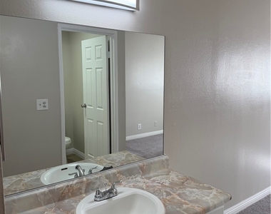 5188 Garden Lane - Photo Thumbnail 35