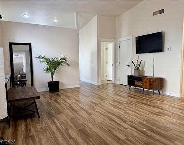 7564 Durham Hall Avenue - Photo Thumbnail 1