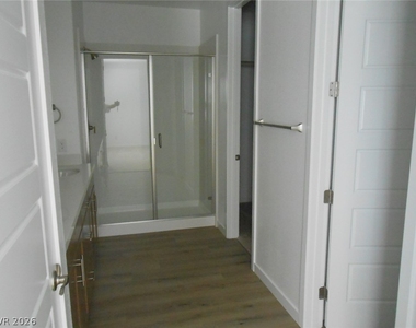 1025 Copper Robin Street - Photo Thumbnail 15