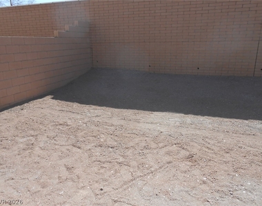1025 Copper Robin Street - Photo Thumbnail 26