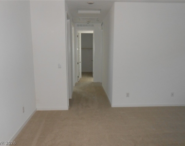 1025 Copper Robin Street - Photo Thumbnail 16