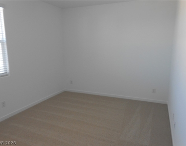 1025 Copper Robin Street - Photo Thumbnail 23