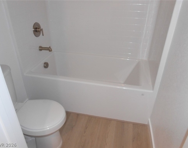 1025 Copper Robin Street - Photo Thumbnail 18