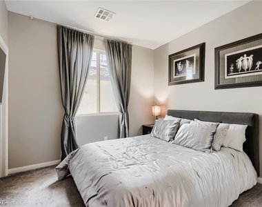 10952 Sophie Mound Street - Photo Thumbnail 17