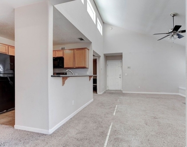 9325 W Desert Inn Road - Photo Thumbnail 7