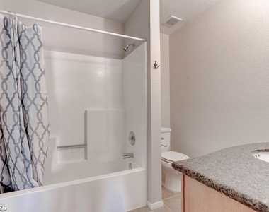 9325 W Desert Inn Road - Photo Thumbnail 11