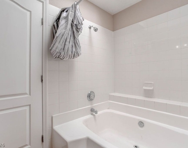 9325 W Desert Inn Road - Photo Thumbnail 25