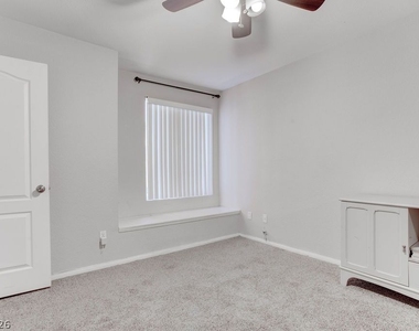 9325 W Desert Inn Road - Photo Thumbnail 17