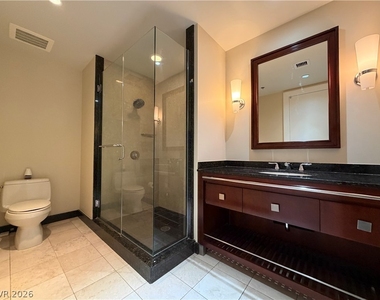 2700 Las Vegas Boulevard - Photo Thumbnail 11