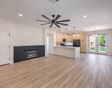 2609 Country Mile Drive - Photo Thumbnail 9
