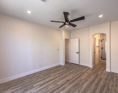 2609 Country Mile Drive - Photo Thumbnail 18